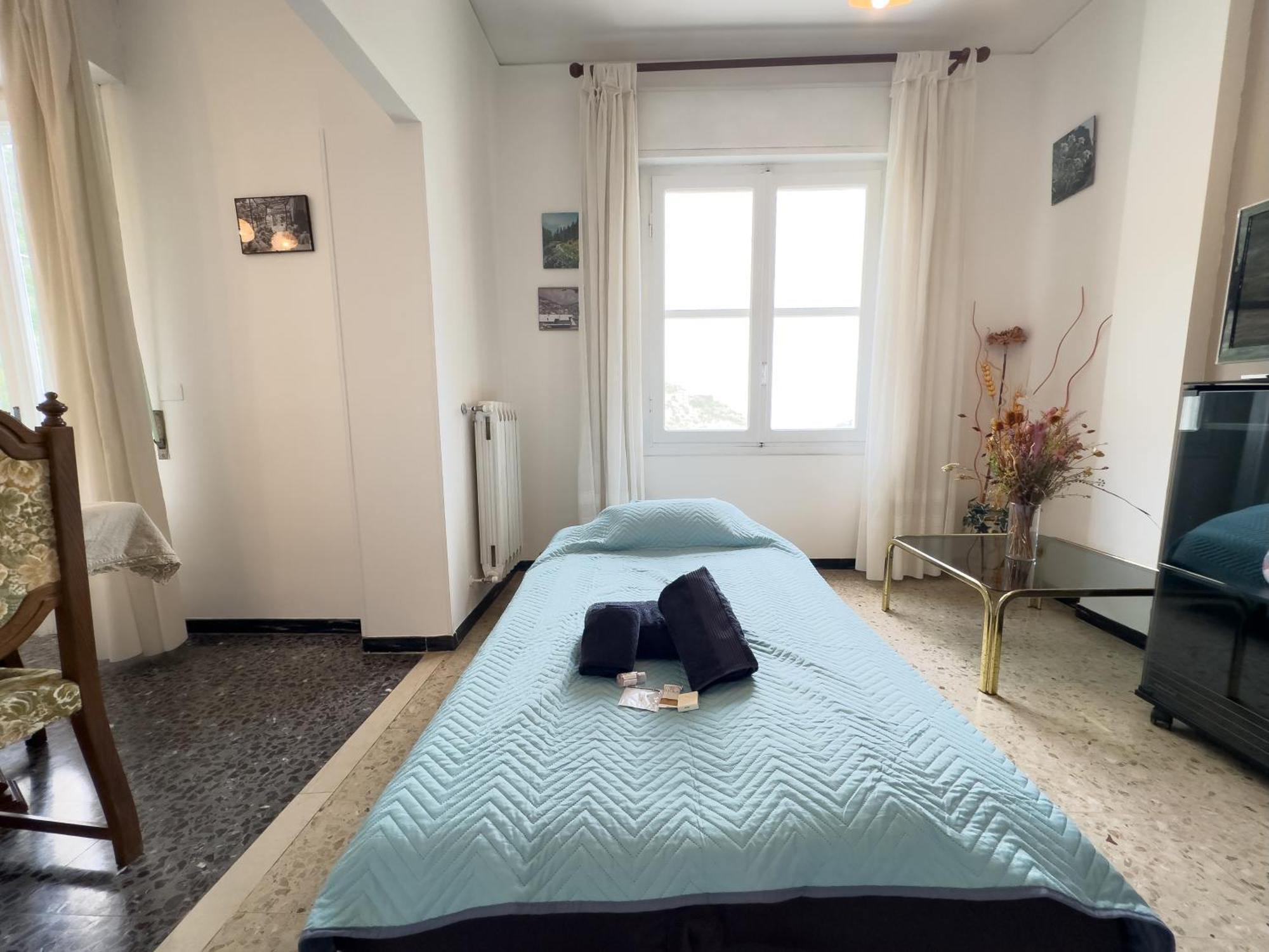 Sanremo Mare E Relax - Affittasi "Casa Illiade" Con Parcheggio Libero, Terrazza E Wi-Fi Apartment ภายนอก รูปภาพ